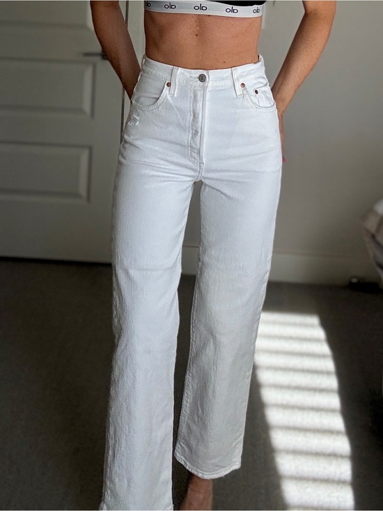 Levi's Denim - Levi’s Ribcage White Straight-Leg Jeans